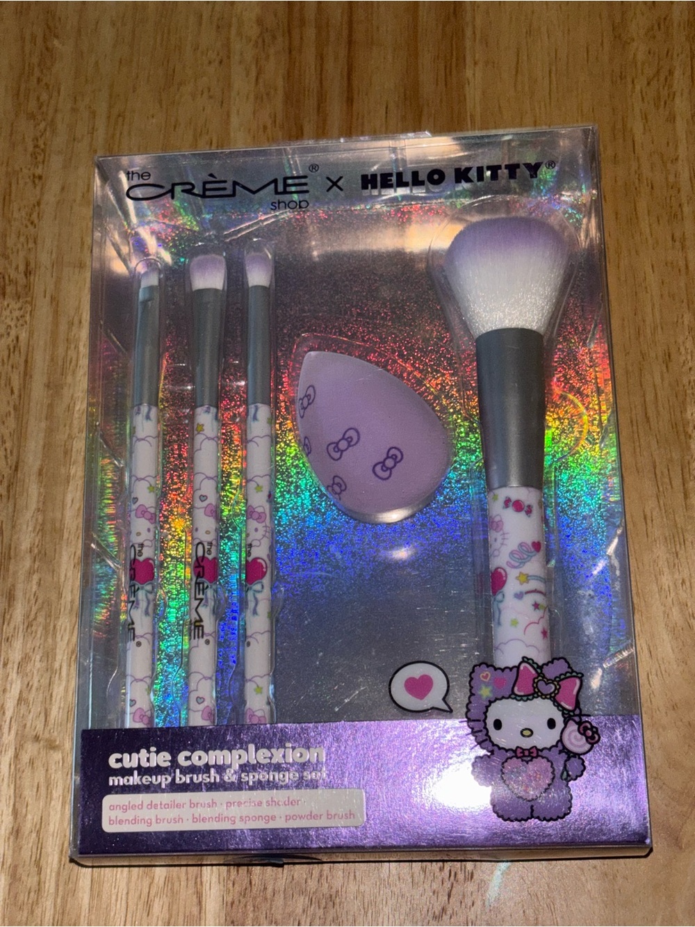The Crème x Hello Kitty Cutie Complexion Brush & Sponge Set - Purple